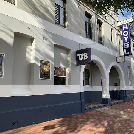 Donnybrook Hotel Wa Kültér fotó